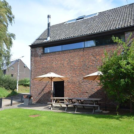 Spacious House In A Farm Located In The Bucolic Teuven Zewnętrze zdjęcie